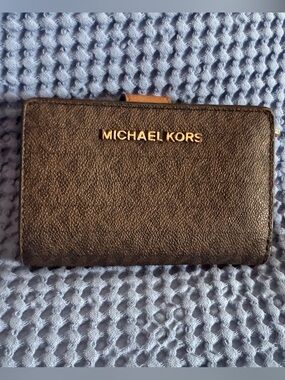 Michael Kors Brown monogram wallet